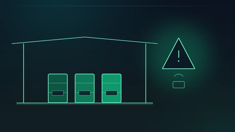 Ilustración de un almacén techado con tambores de residuos etiquetados y una señal de advertencia, en la paleta verde de Ambiental